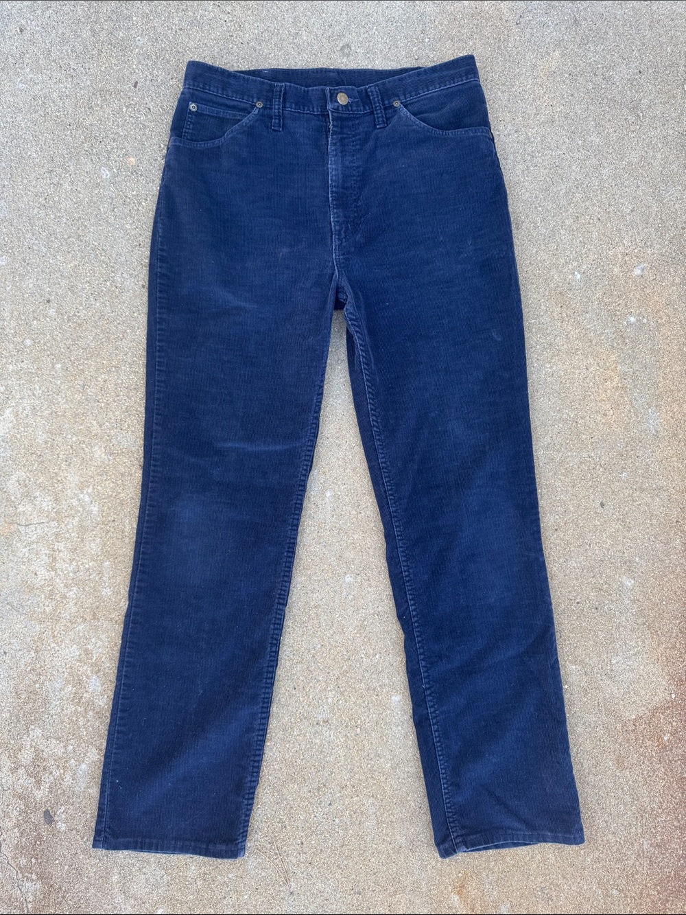 Vintage 70’s/80’s Wrangler Men’s Navy Corduroy Pant Jeans 32x31 USA